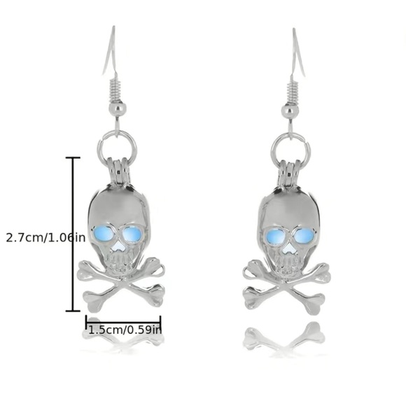 NIP Light blue Glow In The Dark Skull Head Dangle Earrings - Picture 2 of 3